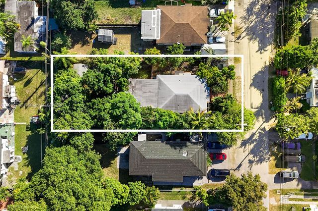 2845 SW 37th Ct, Miami, FL 33134