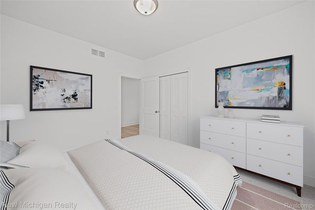 7453 Village Court, Springfield Charter Township, MI 48350