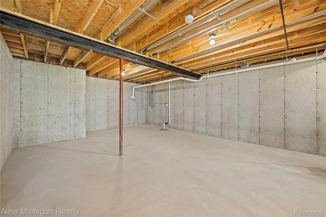 7453 Village Court, Springfield Charter Township, MI 48350