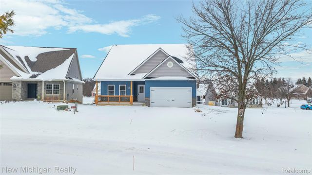 7453 Village Court, Springfield Charter Township, MI 48350