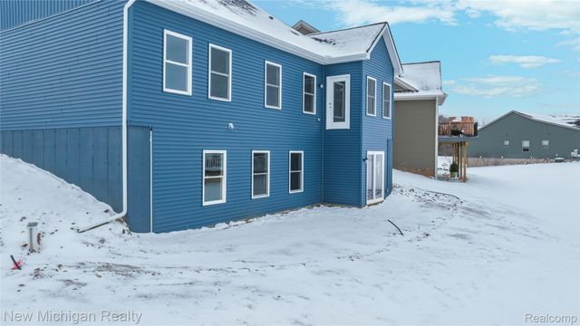 7453 Village Court, Springfield Charter Township, MI 48350