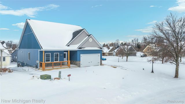 7453 Village Court, Springfield Charter Township, MI 48350