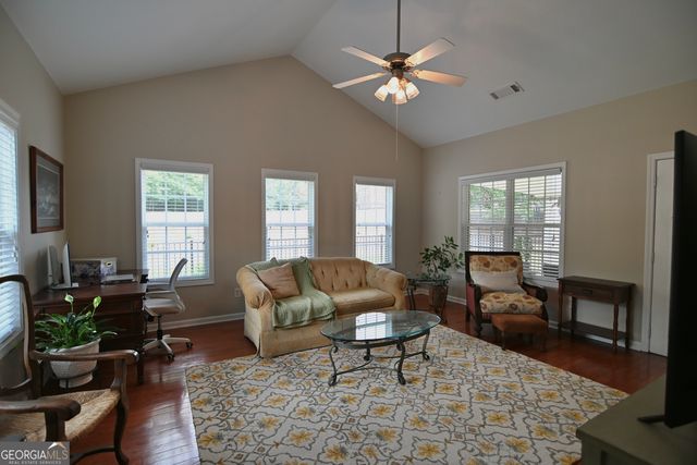 504 Park Place Court, Social Circle, GA 30025