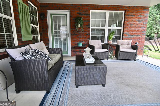504 Park Place Court, Social Circle, GA 30025
