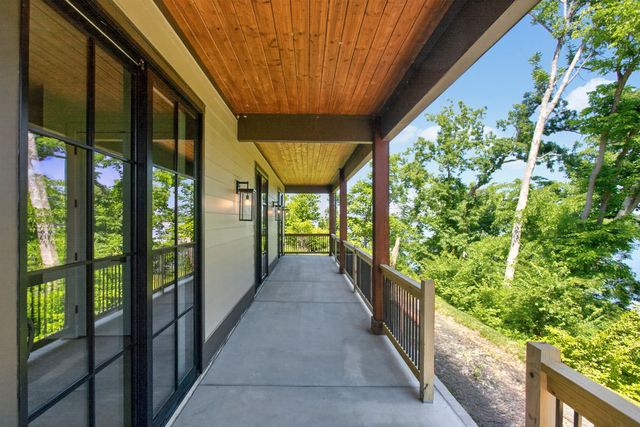 19 Jones Cir, Old Hickory, TN 37138