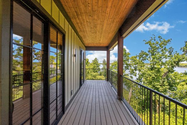19 Jones Cir, Old Hickory, TN 37138