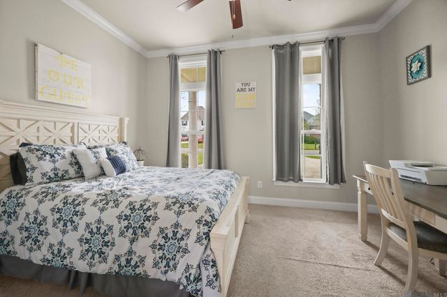 3755 Club View Ct, Zachary, LA 70791