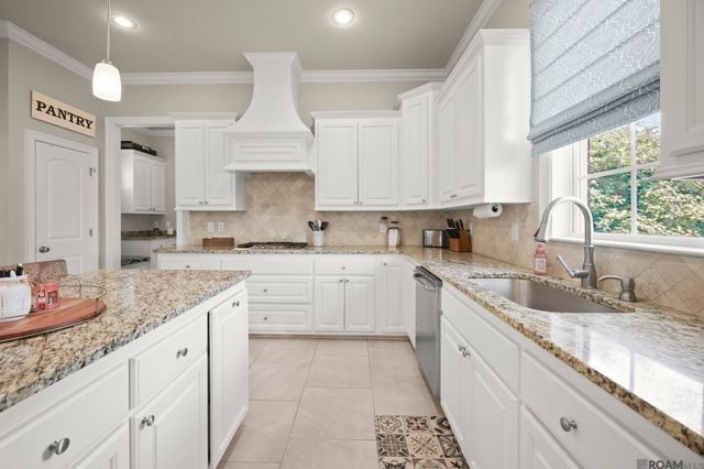 3755 Club View Ct, Zachary, LA 70791