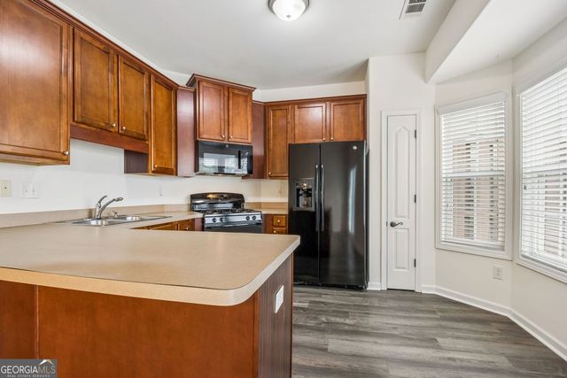 1203 Park Pass Way, Suwanee, GA 30024