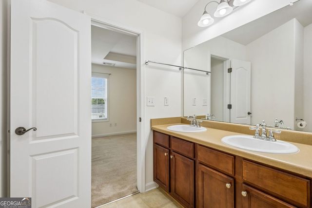 1203 Park Pass Way, Suwanee, GA 30024