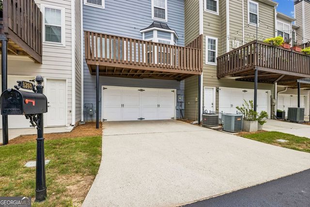 1203 Park Pass Way, Suwanee, GA 30024