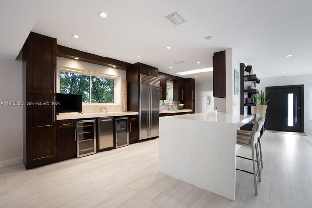 7910 Hawthorne Ave, Miami Beach, FL 33141