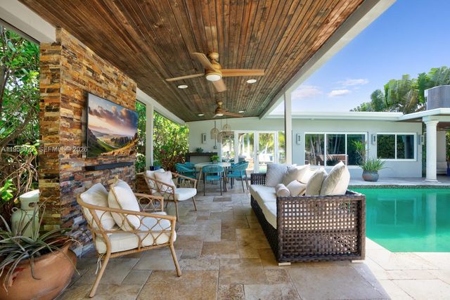 7910 Hawthorne Ave, Miami Beach, FL 33141