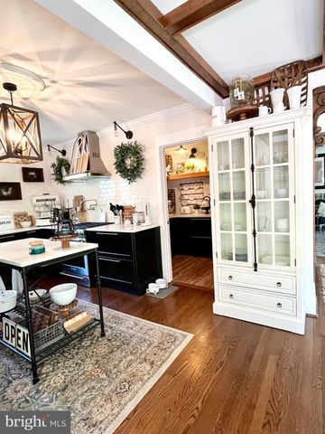 506 10TH AVE, Haddon Heights, NJ 08035