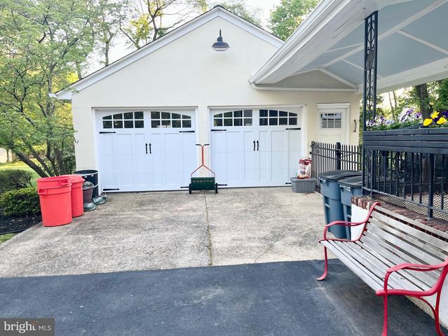 506 10TH AVE, Haddon Heights, NJ 08035