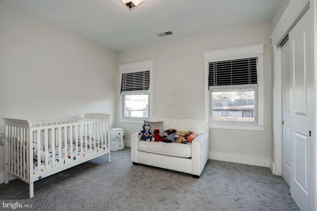 1919 N GEORGE MASON DR N, Arlington, VA 22207