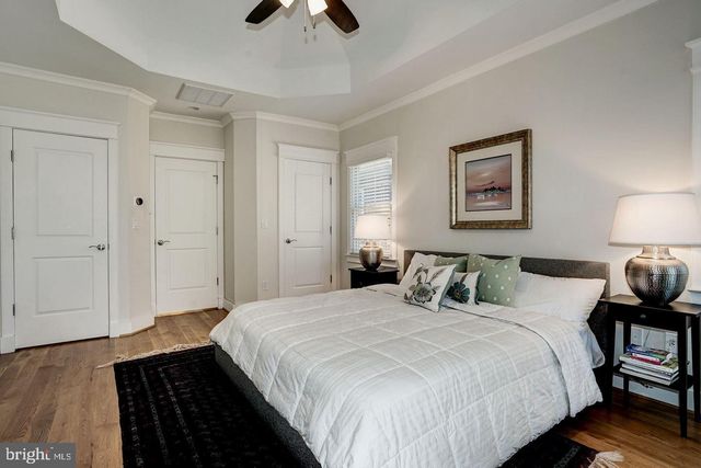 1919 N GEORGE MASON DR N, Arlington, VA 22207