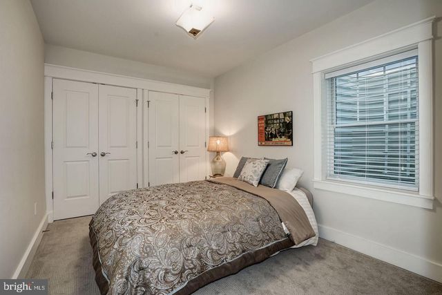 1919 N GEORGE MASON DR N, Arlington, VA 22207