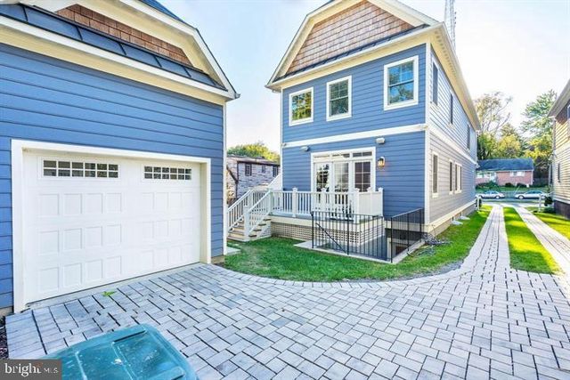 1919 N GEORGE MASON DR N, Arlington, VA 22207