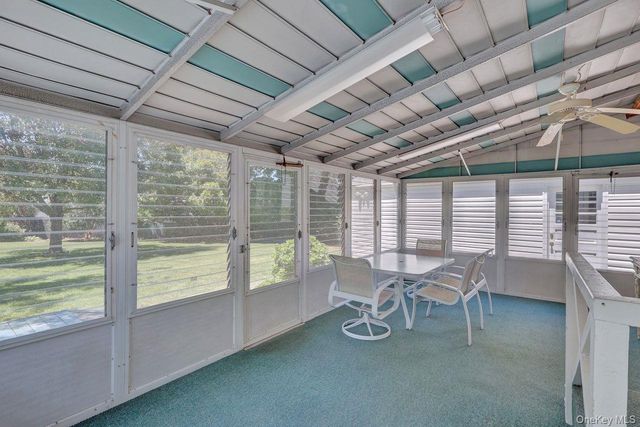 955 Cedar Court, Franklin Square, NY 11010