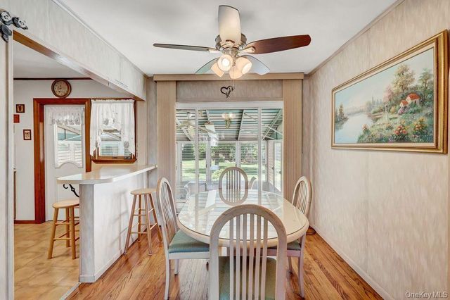 955 Cedar Court, Franklin Square, NY 11010