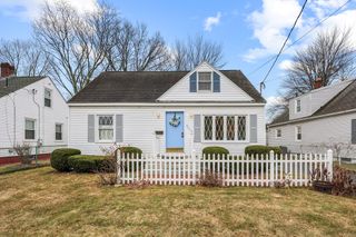 2408 Roosevelt Avenue, Springfield, MA 01104