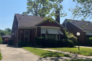 18436 Strathmoor Street, Detroit, MI 48235