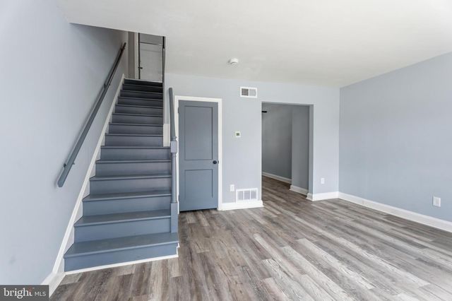 2123 GRAYTHORN RD, Middle River, MD 21220