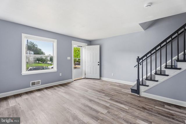 2123 GRAYTHORN RD, Middle River, MD 21220