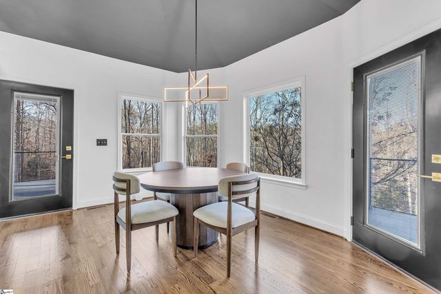 3155 State Park Road, Greenville, SC 29609