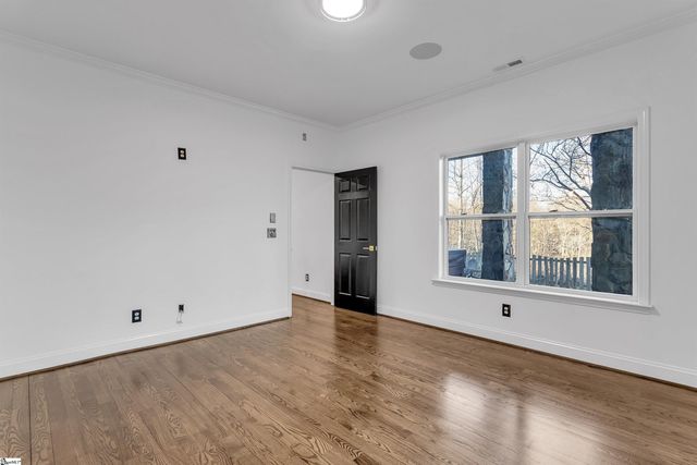 3155 State Park Road, Greenville, SC 29609