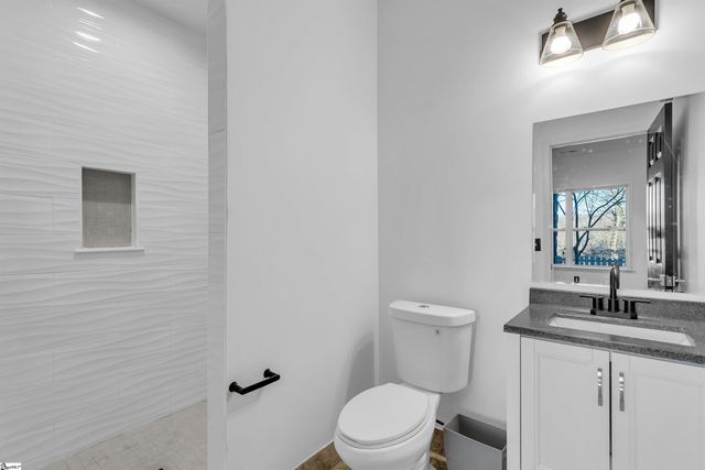 3155 State Park Road, Greenville, SC 29609