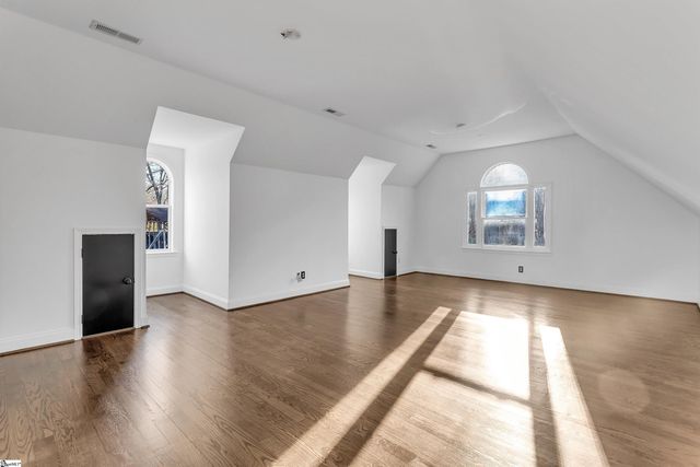 3155 State Park Road, Greenville, SC 29609