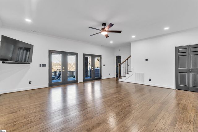 3155 State Park Road, Greenville, SC 29609