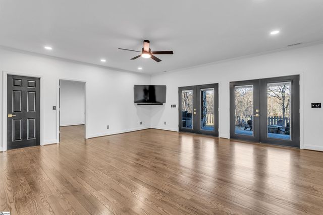 3155 State Park Road, Greenville, SC 29609