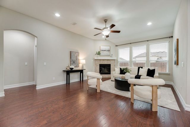 2913 Barnsley Drive, Mckinney, TX 75071