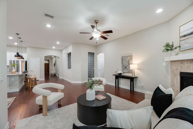 2913 Barnsley Drive, Mckinney, TX 75071