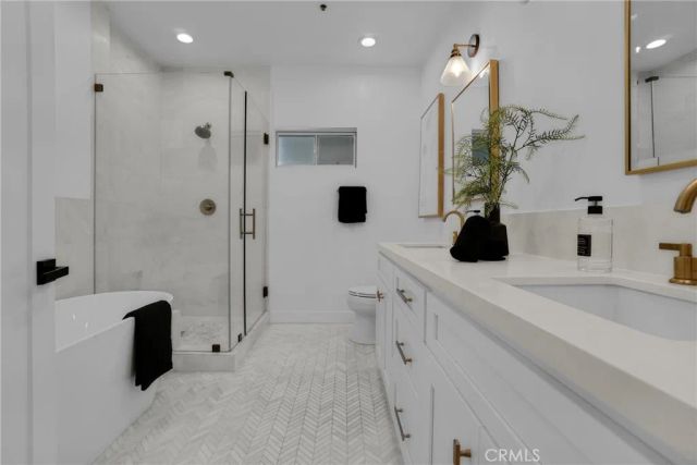 1871 Greenfield Avenue 102, Los Angeles, CA 90025