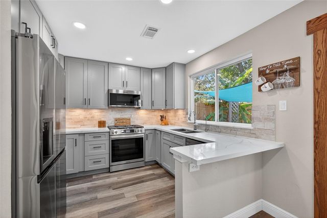 8515 Pool Creek Drive, Houston, TX 77095