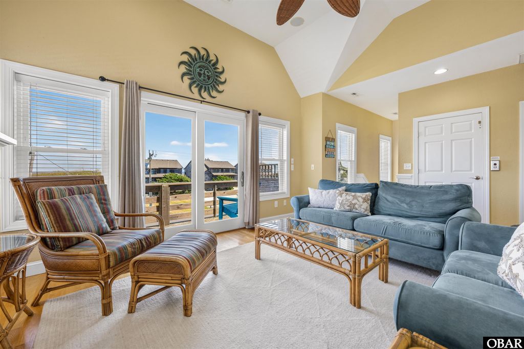 Image 14 of property listing at 4330 S Virginia Dare Trail, Nags Head, NC 27959