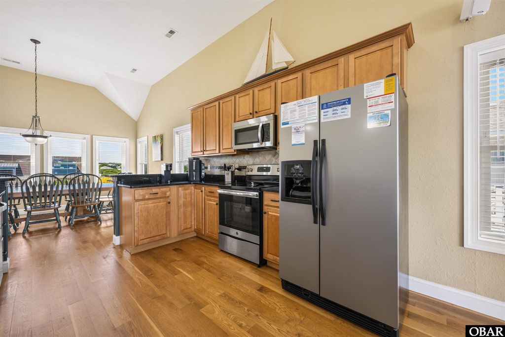 Image 16 of property listing at 4330 S Virginia Dare Trail, Nags Head, NC 27959