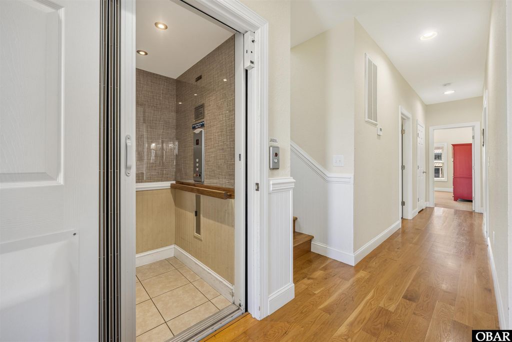 Image 28 of property listing at 4330 S Virginia Dare Trail, Nags Head, NC 27959