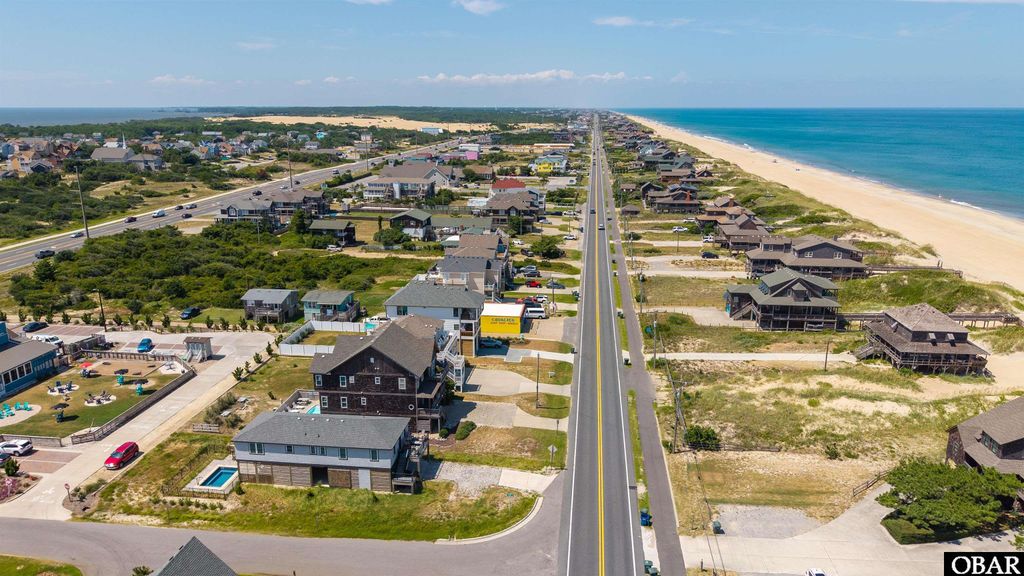 Image 6 of property listing at 4330 S Virginia Dare Trail, Nags Head, NC 27959