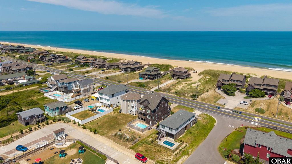 Image 9 of property listing at 4330 S Virginia Dare Trail, Nags Head, NC 27959