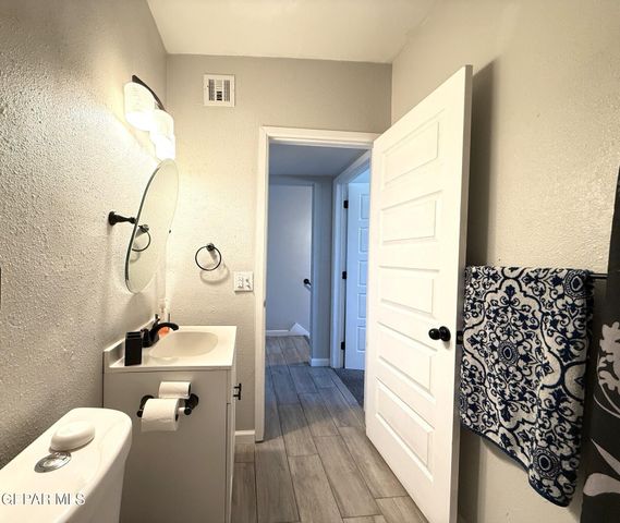 7441 Alameda- REAR Avenue 10, El Paso, TX 79915