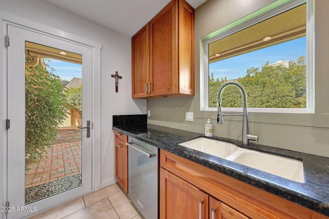 2146 E Pasadena Avenue, Phoenix, AZ 85016