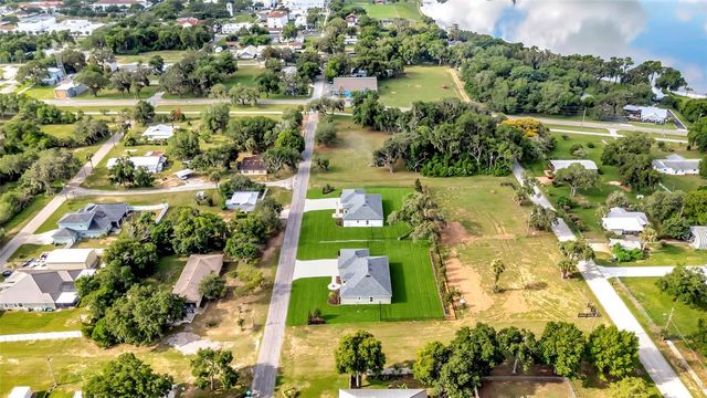 17605 NINTH STREET, Montverde, FL 34756