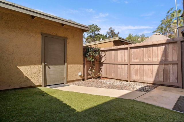 1417 N Broadway B, Escondido, CA 92026