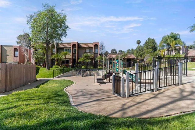 1417 N Broadway B, Escondido, CA 92026