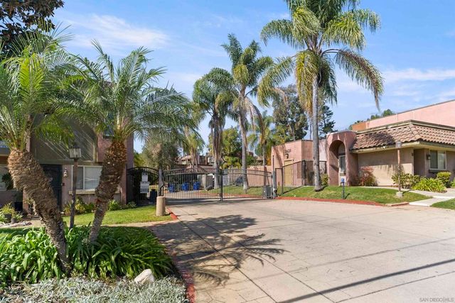 1417 N Broadway B, Escondido, CA 92026